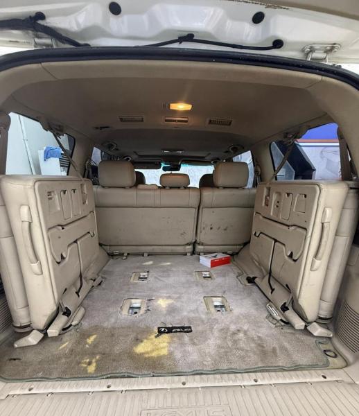 للبيع لكزس استيشن lx470 موديل 2006 وارد امريكي 