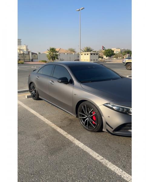 للبيع مرسيدس بنز A35 AMG 4MATIC موديل 2022 فل اوبشن خليجي تحت الضمان 
