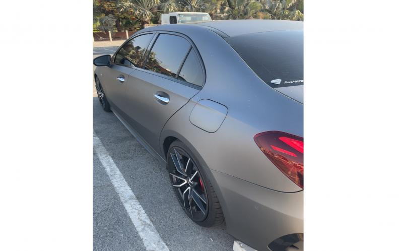 للبيع مرسيدس بنز A35 AMG 4MATIC موديل 2022 فل اوبشن خليجي تحت الضمان 