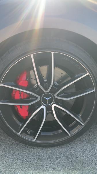 للبيع مرسيدس بنز A35 AMG 4MATIC موديل 2022 فل اوبشن خليجي تحت الضمان 
