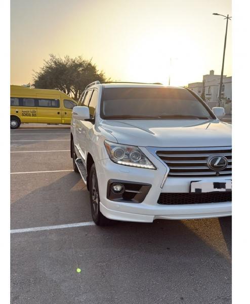 للبيع لكزس LX570 سبورت موديل 2015 فل اوبشن خليجي 