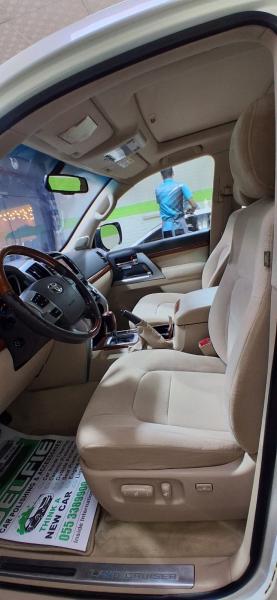 للبيع تويوتا لاندكروزر VX.R V8 موديل 2015