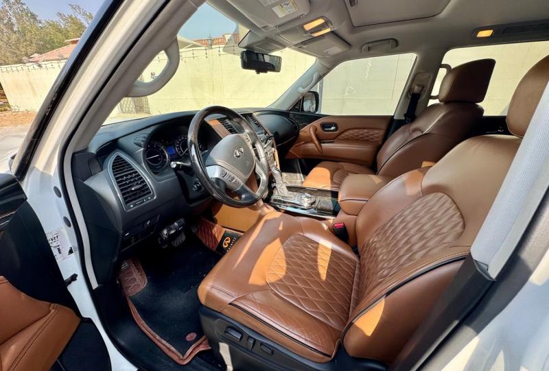 للبيع إنفنيتي QX80 موديل 2020 فل اوبشن خليجي 