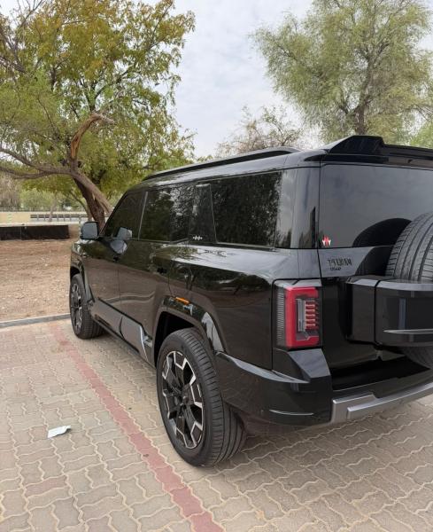 للبيع ليبارد 8 بلاك شيب موديل 2025 تحت الضمان لمدة 5 سنوات من EVS 