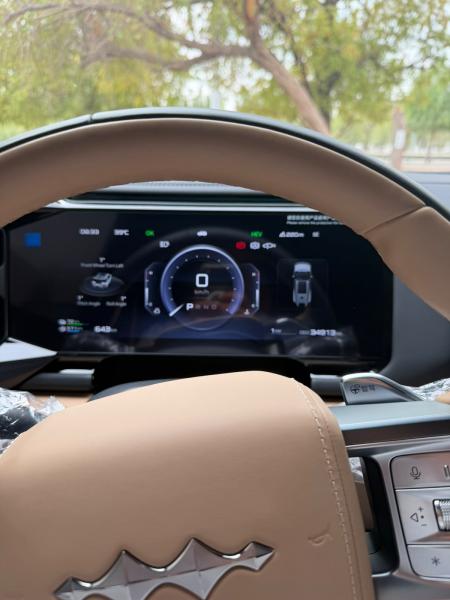 للبيع ليبارد 8 بلاك شيب موديل 2025 تحت الضمان لمدة 5 سنوات من EVS 