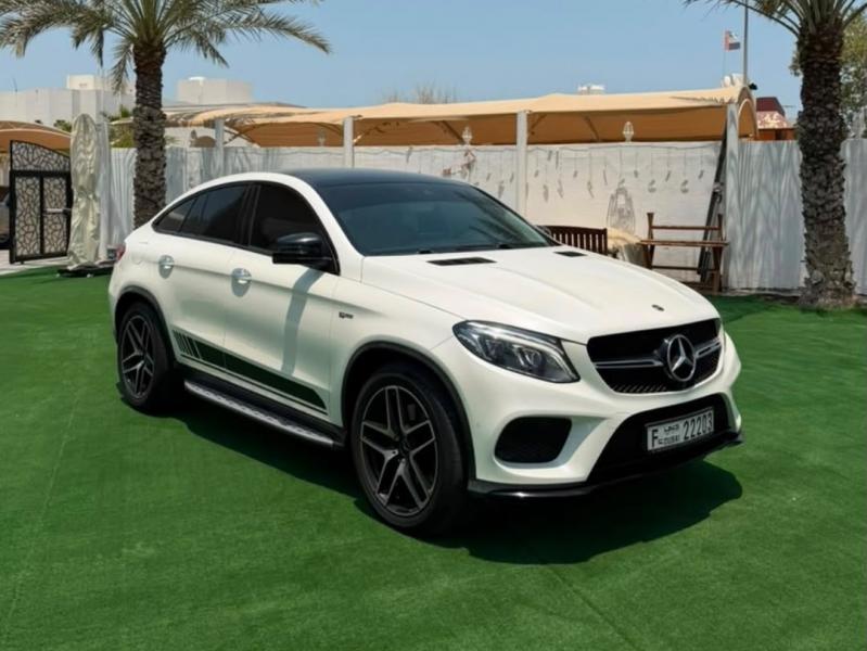 للبيع مرسيدس بنز 43 GLE  COUPE AMG موديل 2018 خليجي اول مالك من وكالة القرقاش