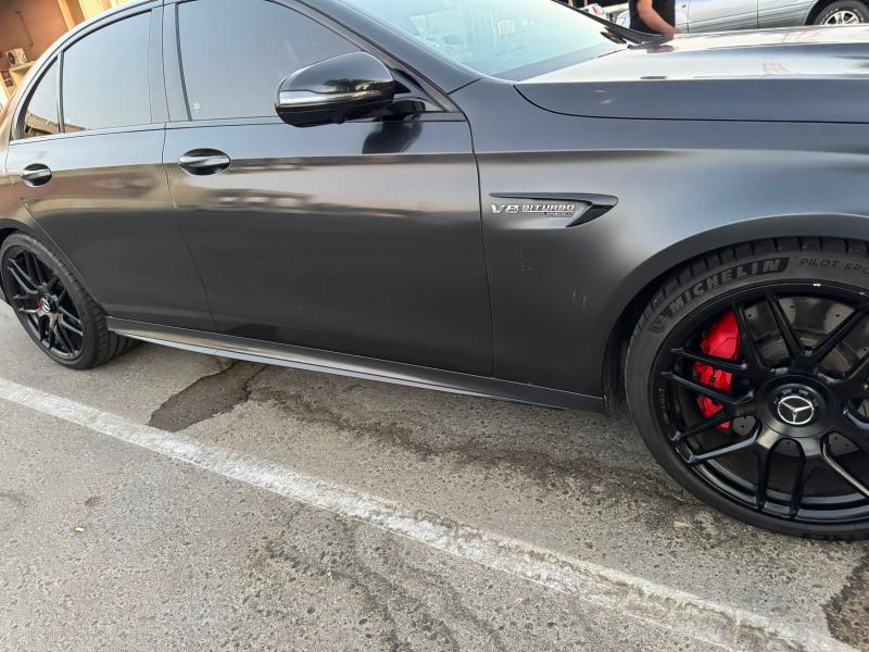 للبيع مرسيدس بنز E63S AMG موديل 2019 فل اوبشن وارد امريكا 