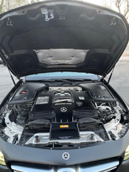 للبيع مرسيدس بنز E63S AMG موديل 2019 فل اوبشن وارد امريكا 