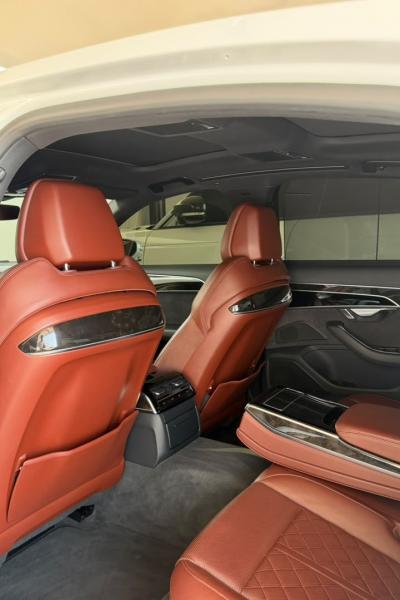 للبيع Audi A8L 60TFSI Quattro موديل 2019 فل اوبشن خليجي 