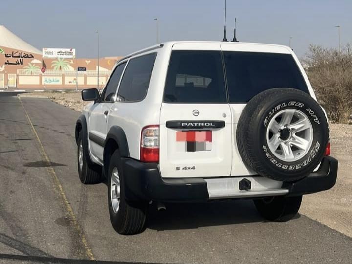 للبيع نيسان كبسوله GL 4500 موديل 1999 قير عادي 