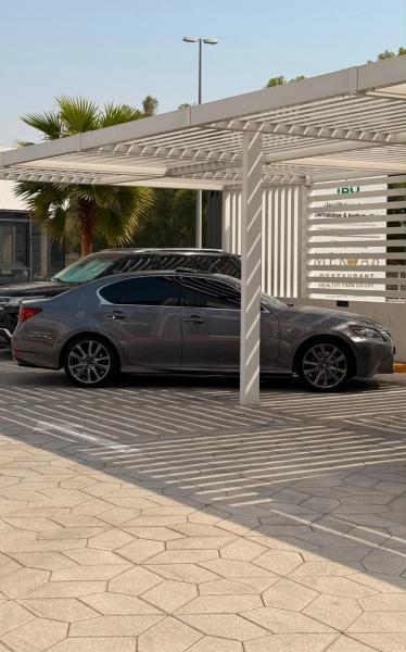 للبيع لكزس  GS350 موديل 2013 وارد امريكا اول مالك ف الدولة