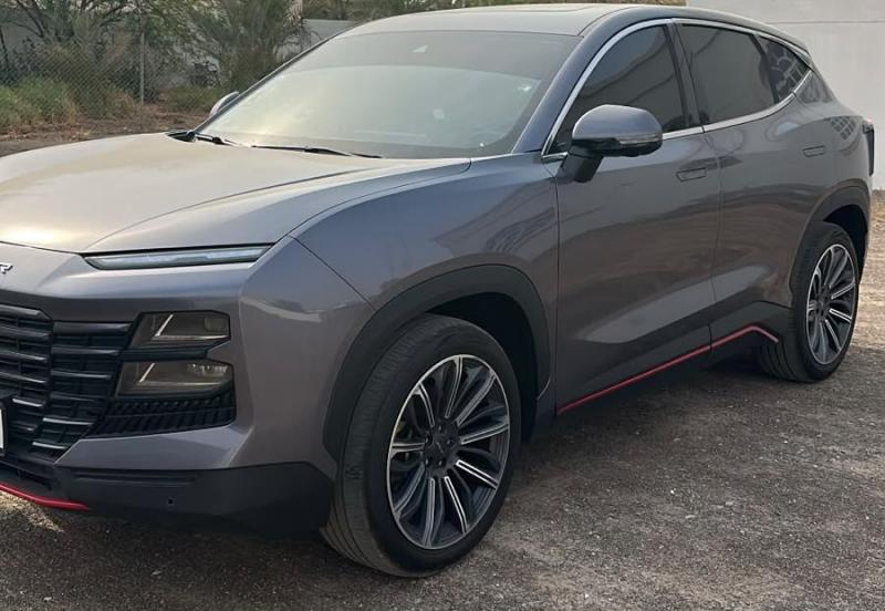للبيع جيتور داشينق موديل 2025 خليجي تحت الضمان 