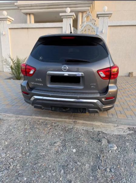 للبيع نيسان باثفندر SL موديل 2018 فل اوبشن خليجي 