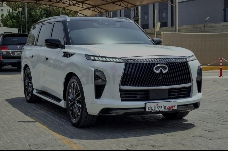 للبيع انفينيتي QX80 اوتغرافيك موديل 2026 فل اوبشن خليجي تحت ضمان الرستماني 