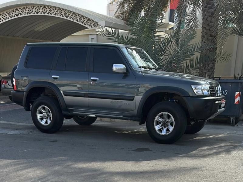 للبيع نيسان فتك s-glv موديل 2002 قير عادي 
