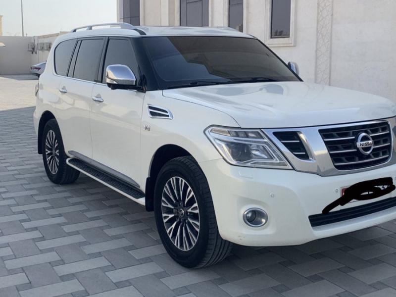 للبيع نيسان باترول بلاتنيوم موديل 2015 مكينه صغيره