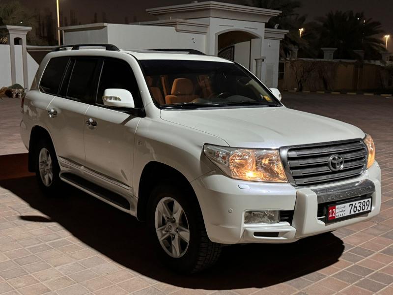 للبيع استيشن لاند كروزر V8 VX.R 4.7 موديل 2010 وارد البهوان 