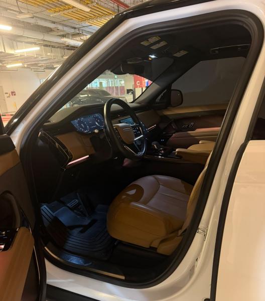 للبيع رنج روفر سبورت p360 V6 SE موديل 2024 وارد أمريكا 
