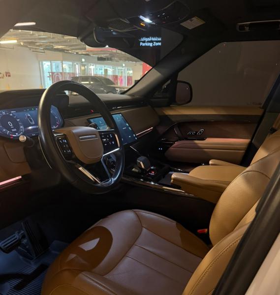 للبيع رنج روفر سبورت p360 V6 SE موديل 2024 وارد أمريكا 