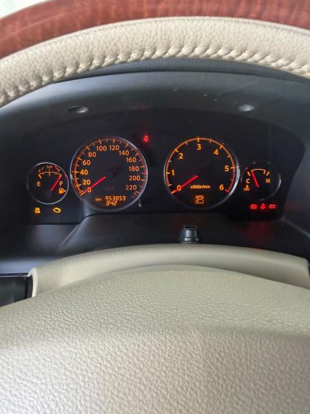 للبيع نيسان فتك سوبر سفاري موديل 2006 اصلي قير أوتوماتيك