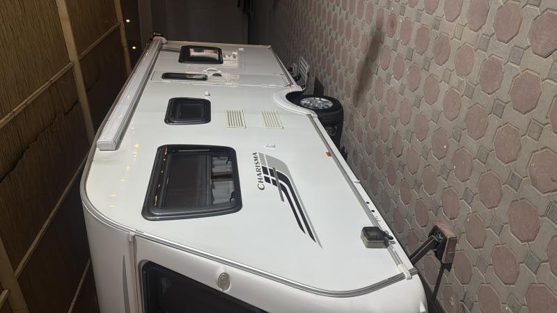 كرفان أوروبي Swift Charisma موديل 2010 نظيف جدًا،