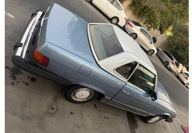 For sell Mercedes Benz 450 SLC unique car Classic Model 1979 First owner in UAE Very clean 