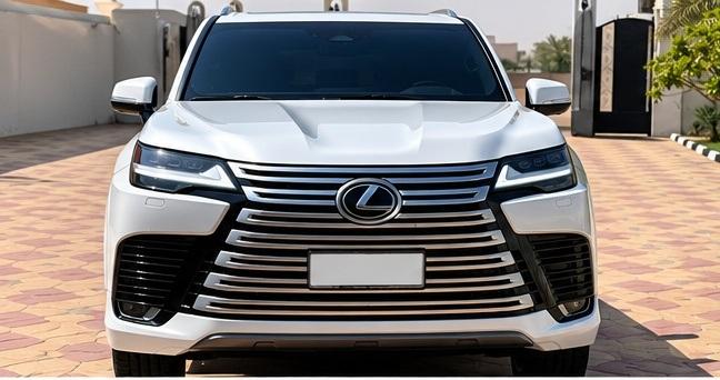 للبيع لكزس  LX 700h هايبرد سيجنتشر موديل 2025 خليجي تحت الضمان 