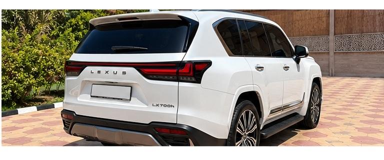 للبيع لكزس  LX 700h هايبرد سيجنتشر موديل 2025 خليجي تحت الضمان 