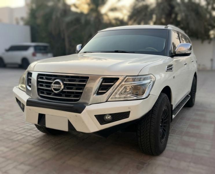 للبيع: نيسان باترول بلاتينيوم SE موديل 2014 المكينه الصغيره 