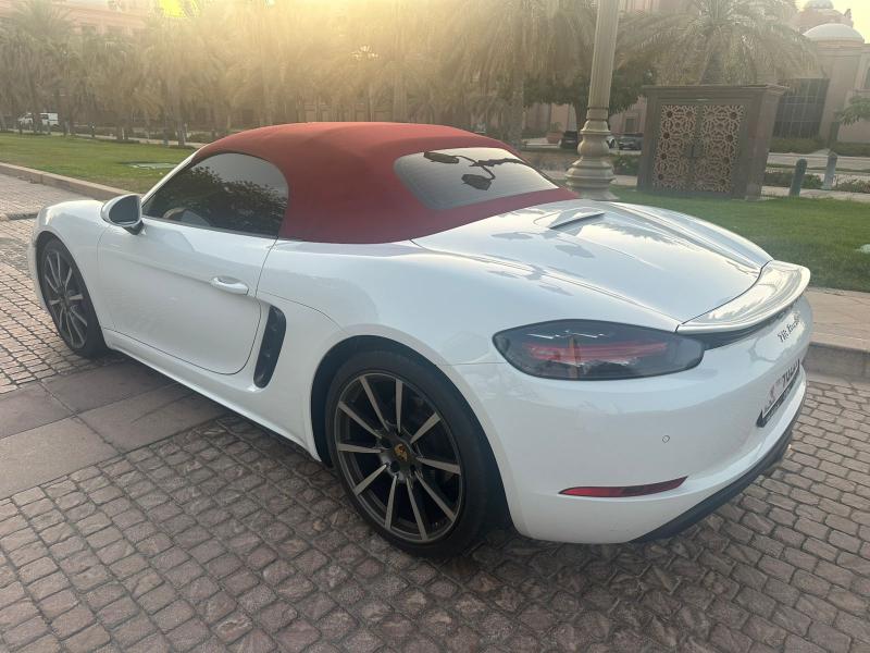 For sell porsche boxster 718 Model 2023