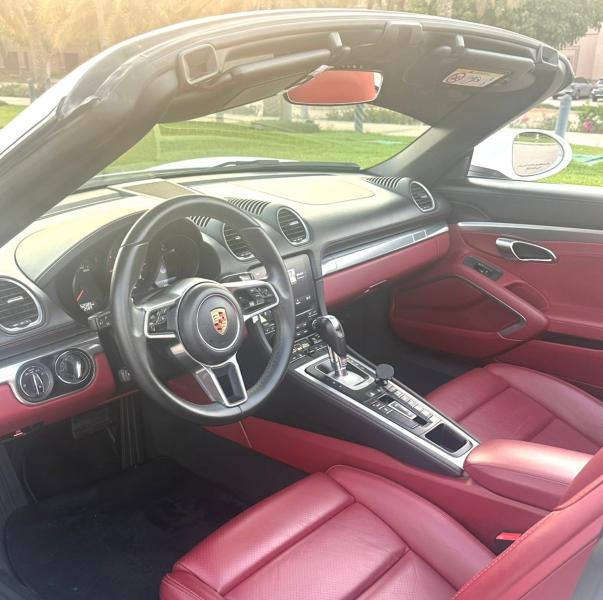 For sell porsche boxster 718 Model 2023