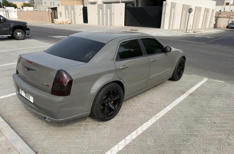 للبيع كرايسلر 300 SRT8 موديل 2009 خليجي 